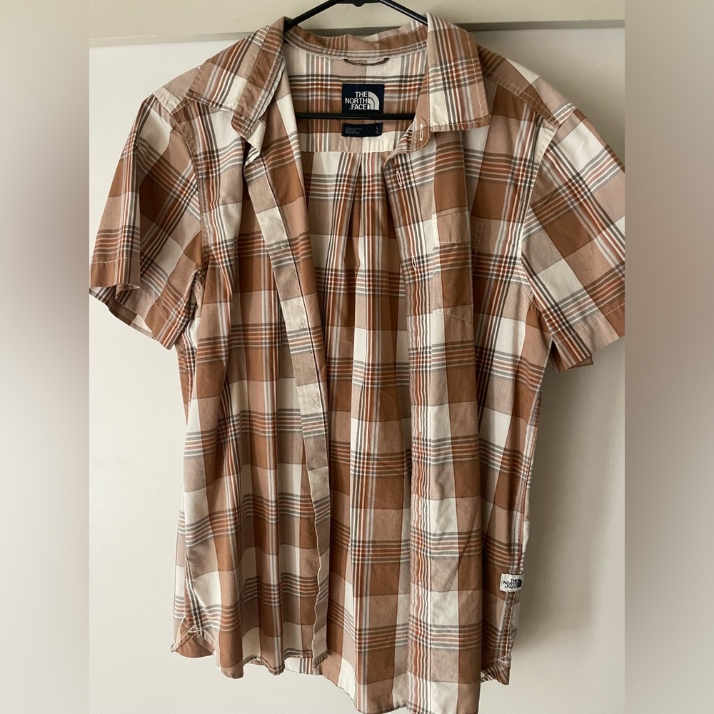 North Face flannel short sleeve button up shirt